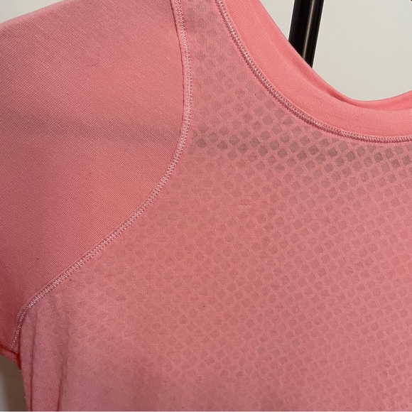 Lululemon Digni Tee Long Sleeve Coral Pink Size 2-4? - Picture 10 of 11
